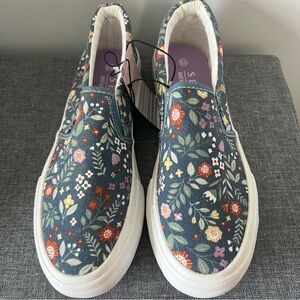 Serra Canvas Floral slip on Sneakers memory foam size 10 NWT